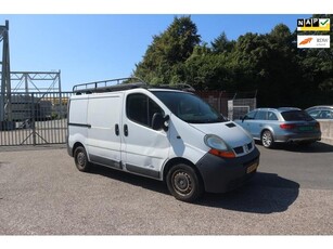 Renault Trafic 1.9 dCi L1H1 versnelingsbak niet 100%