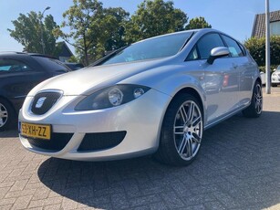 SEAT Leon 1.6 Reference Apk 14/1/25,Airco,Leder,Nap 2999,-