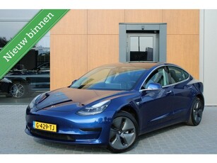 Tesla Model 3 Standard RWD Plus 60 kWh Trekhaak Pano