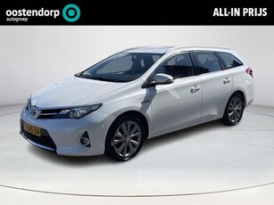 Toyota Auris Touring Sports 1.8 Hybrid Executive