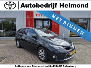 Toyota Auris Touring Sports 1.8 Hybrid Lease+