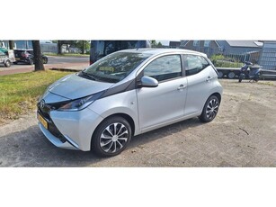 Toyota Aygo 1.0 VVT-i x-play