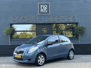 Toyota Yaris 1.0 VVTi Airco APK 08 - 2025 !