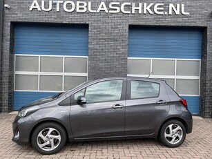 Toyota Yaris 1.5 Hybrid Trend, cruise/climate/camera, navi