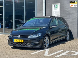 Volkswagen Golf 1.5 TSI Highline Business R/virtual