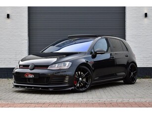 Volkswagen Golf 2.0 TSI GTI Performance Pano Maxton