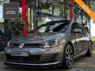 Volkswagen Golf 2.0 TSI GTI Performance Schuif- kanteldak