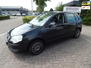 Volkswagen Polo 1.4-16V Comfortline 5 DRS AIRCO