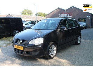 Volkswagen Polo 1.4-16V Optive 5drs airco incl beurt