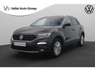 Volkswagen T-Roc 1.0 TSI 115PK Style Trekhaak Navi