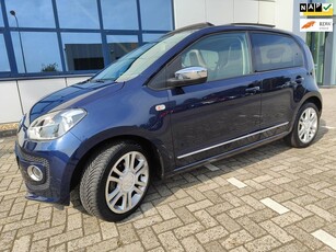 Volkswagen Up! 1.0 high up! BlueMotion Panoramadak