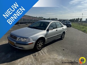 Volvo S40 1.8