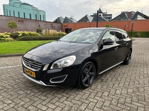 Volvo V60 1.6 T3 Leder-Navi-Nieuwe apk 2011