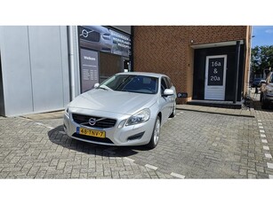 Volvo V60 2.0 T5 Summum