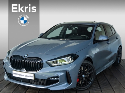 BMW 1-SERIE 5-deurs 118i High Executive M Sportpakket Pro / Achteruitrijcamera / Glazen panoramadak / Elektrisch verwarmde voorstoelen / Comfort Access /