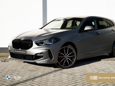 BMW 1-SERIE 5-deurs 120i M Sportpakket Pro Aut. - Verkocht!