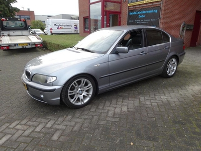 BMW 3-serie 320i Special Edition/Navi/Airco/Boekjes/APk