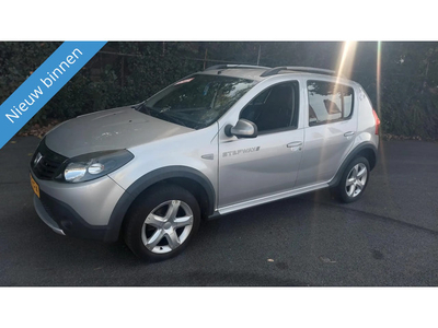 Dacia Sandero 1.6 Stepway MET AIRCO EN TOP ONDER HOUDEN HOGE INSTAP AUTO