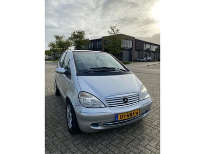 Mercedes-Benz A 190 Benzine