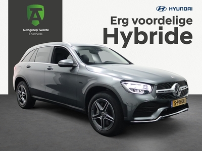 MERCEDES GLC-KLASSE 300e 4MATIC 320PK PHEV AMG pakket | Trekhaak | Dealer onderhoude