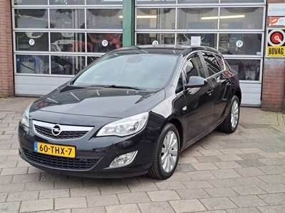 Opel Astra 1.4 Turbo Cosmo (bj 2012)