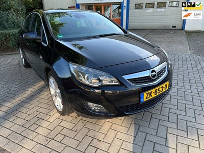 Opel Astra 1.6 Turbo Sport 180 PK