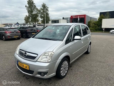 Opel Meriva 1.4-16V Cosmo