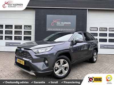 TOYOTA RAV4 2.5 Hybrid Dynamic CAMERA + PDC V+A , NAVI + APPLE CARPLAY