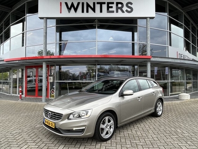 Volvo V60 1.6 T3 Momentum Airco Cr.Control Bluetooth Camera