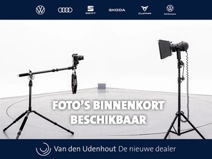 Audi A3 Limousine 30 TFSI S edition Zwart optiek