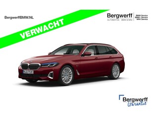 BMW 5 Serie Touring 530e xDrive - Pano -