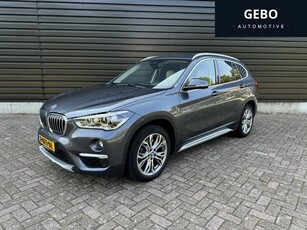 BMW X1 xDrive20i Executive Automaat panodak zeer netjes