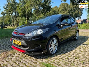 Ford Fiesta 1.25 Ghia / airco / nieuwe apk tot 09-2025!