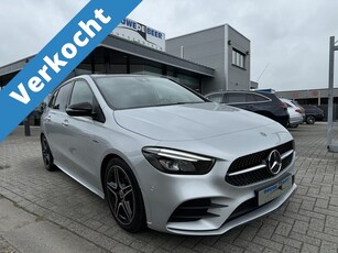 Mercedes-Benz B-Klasse 180 AMG Night Aut