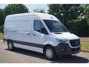 Mercedes-Benz Sprinter 317CDI L2H2 10.25