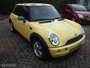 Mini Cooper 1.6 *DEFECT opknapper of voor onderdelen