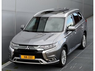 Mitsubishi Outlander PHEV 2.4 INSTYLE 4WD PLUG IN HYBRID