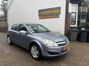 Opel Astra 1.6 Executive