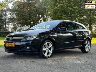 Opel Astra GTC 1.8 Cosmo NIEUWE APK + CRUISE CONTROL