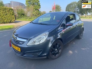 Opel Corsa 1.2-16V Enjoy AIRCO/APK