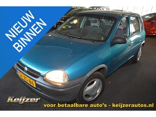 Opel Corsa 1.4Si GLS Nieuwstaat!!