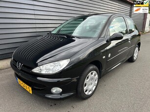 Peugeot 206 1.4 Génération 2E EIGENAAR APK t/m 12-06-2025!