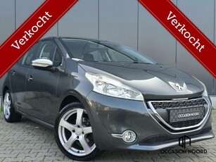 Peugeot 208 1.2 VTi EnvyAircoNaviCruiseTrekhaakPdcLmv