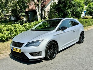 SEAT Leon SC 1.8 TSI FR 250PK Pano•LED•Navi