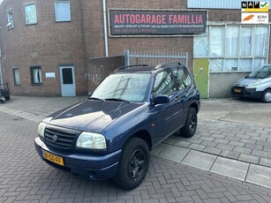 Suzuki Grand Vitara 2.0 Metal Top