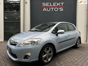 Toyota Auris 1.8 Full Hybrid Limited 100 Pk