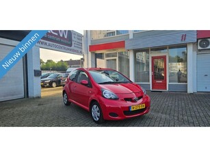 Toyota Aygo 1.0-12V Cool (bj 2011)