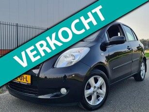 Toyota Yaris 1.3 VVTi Sol MMT ! Automaat ! Key Less Clima