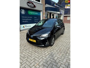 Toyota Yaris 1.5 Hybrid Design Sport