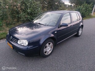 Volkswagen Golf 1.6 Highline # Met Nieuwe APK!